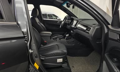 Rexton Sports Khan