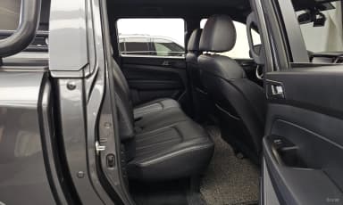 Rexton Sports Khan