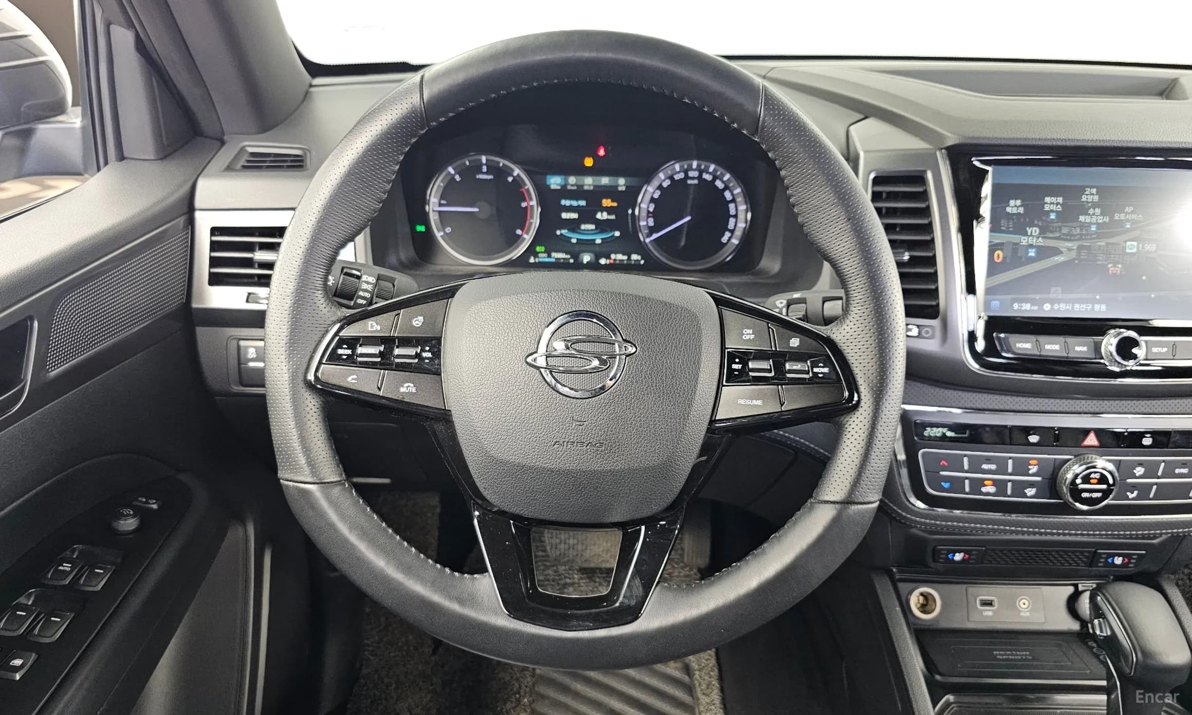 Rexton Sports Khan