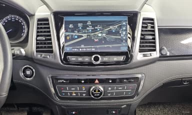 Rexton Sports Khan