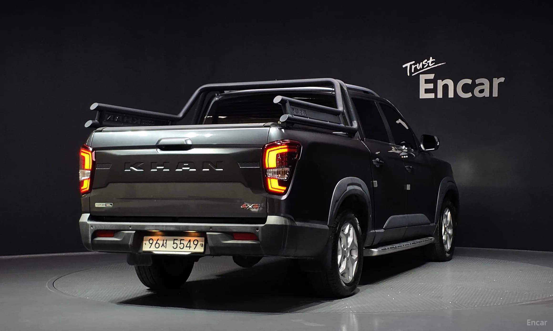 Rexton Sports Khan