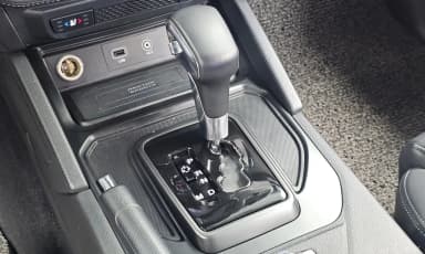 Rexton Sports Khan