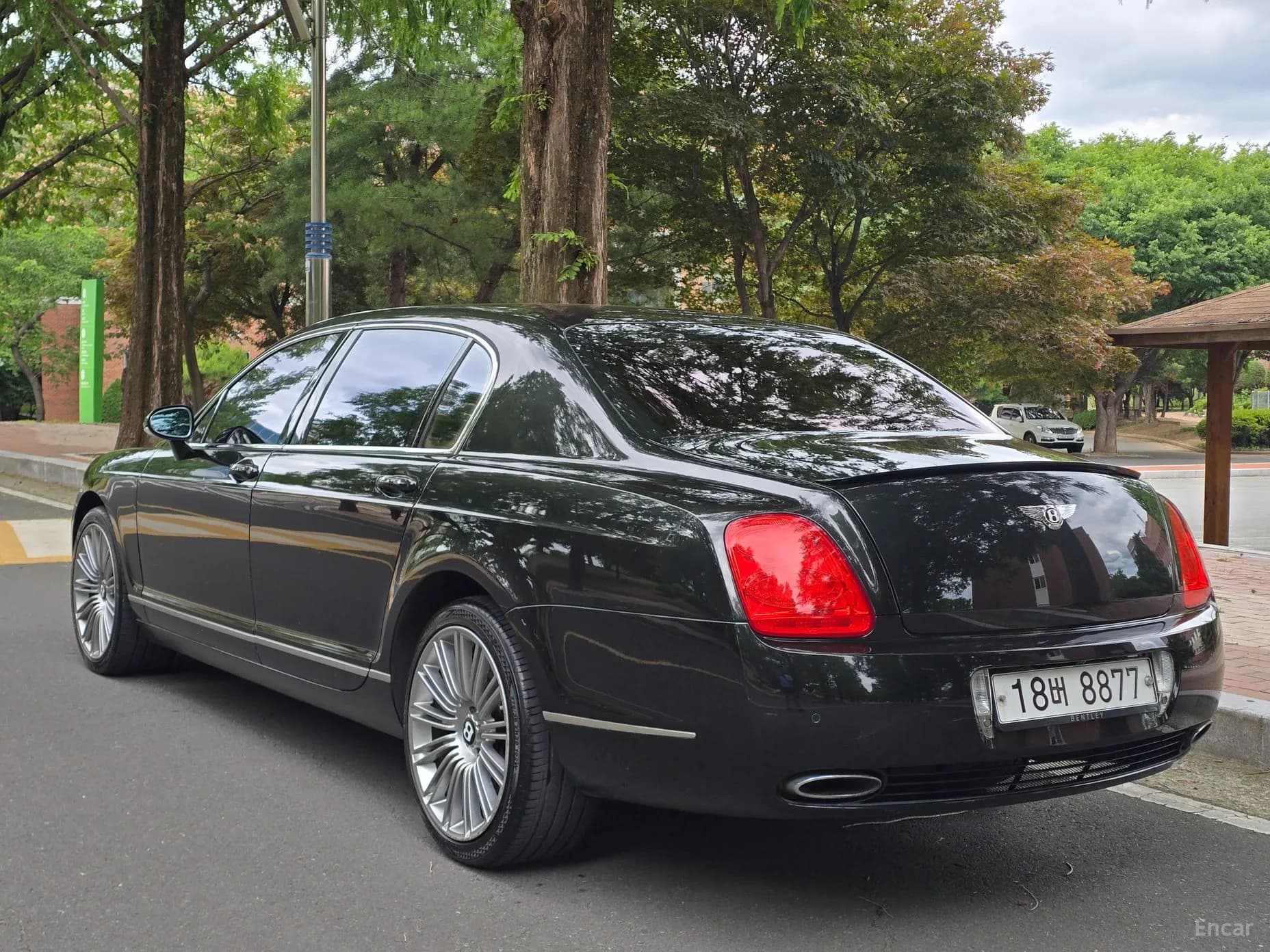 Flying Spur Gen 1