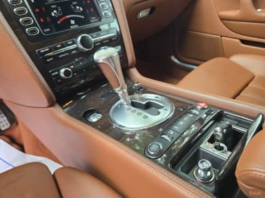 Flying Spur Gen 1