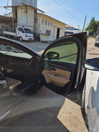 S90