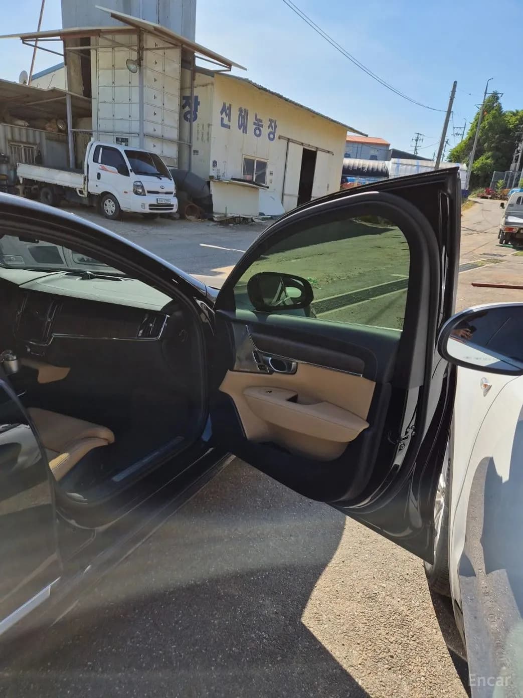 S90