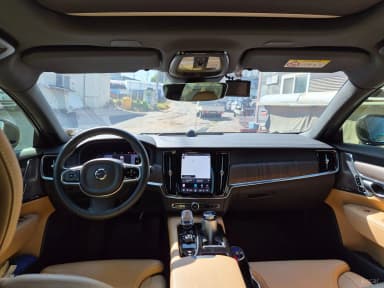 S90