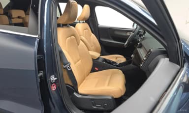XC40