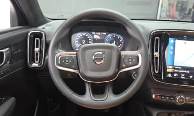 XC40