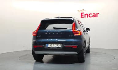 XC40