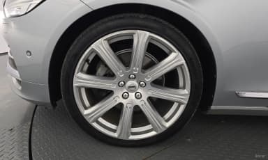 S90