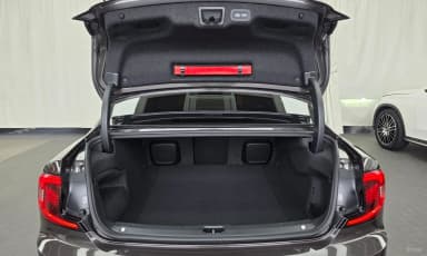 S90