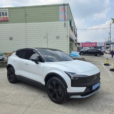EX30 Cross Country