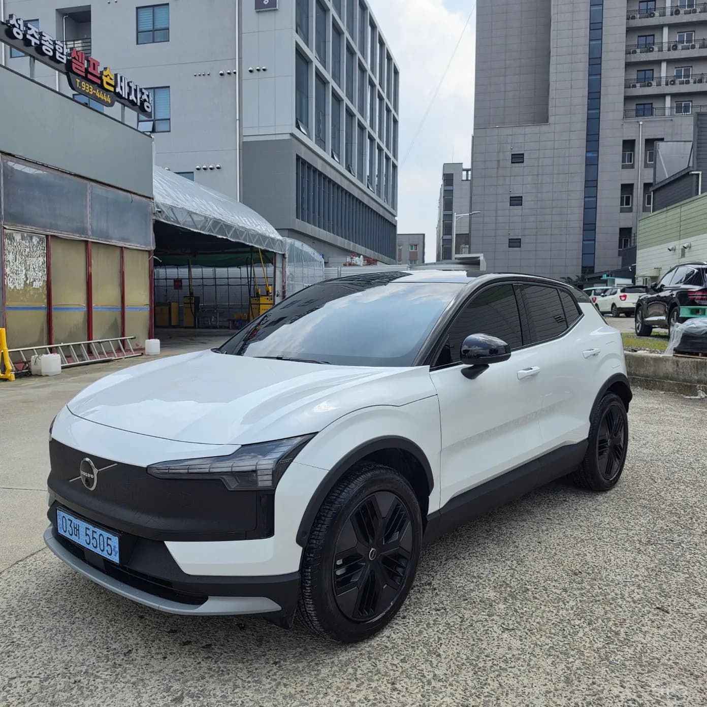 EX30 Cross Country