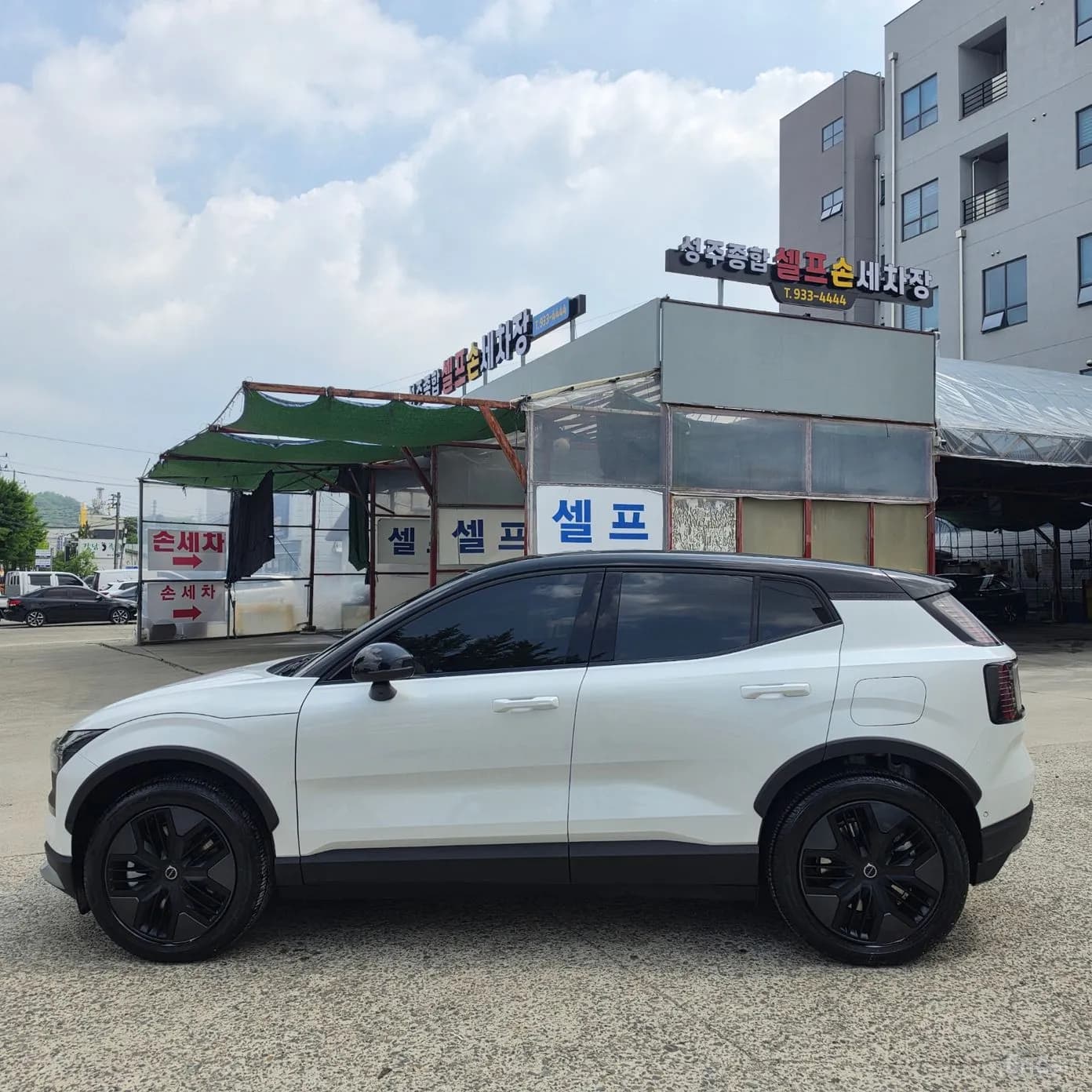 EX30 Cross Country