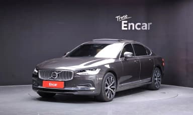 S90