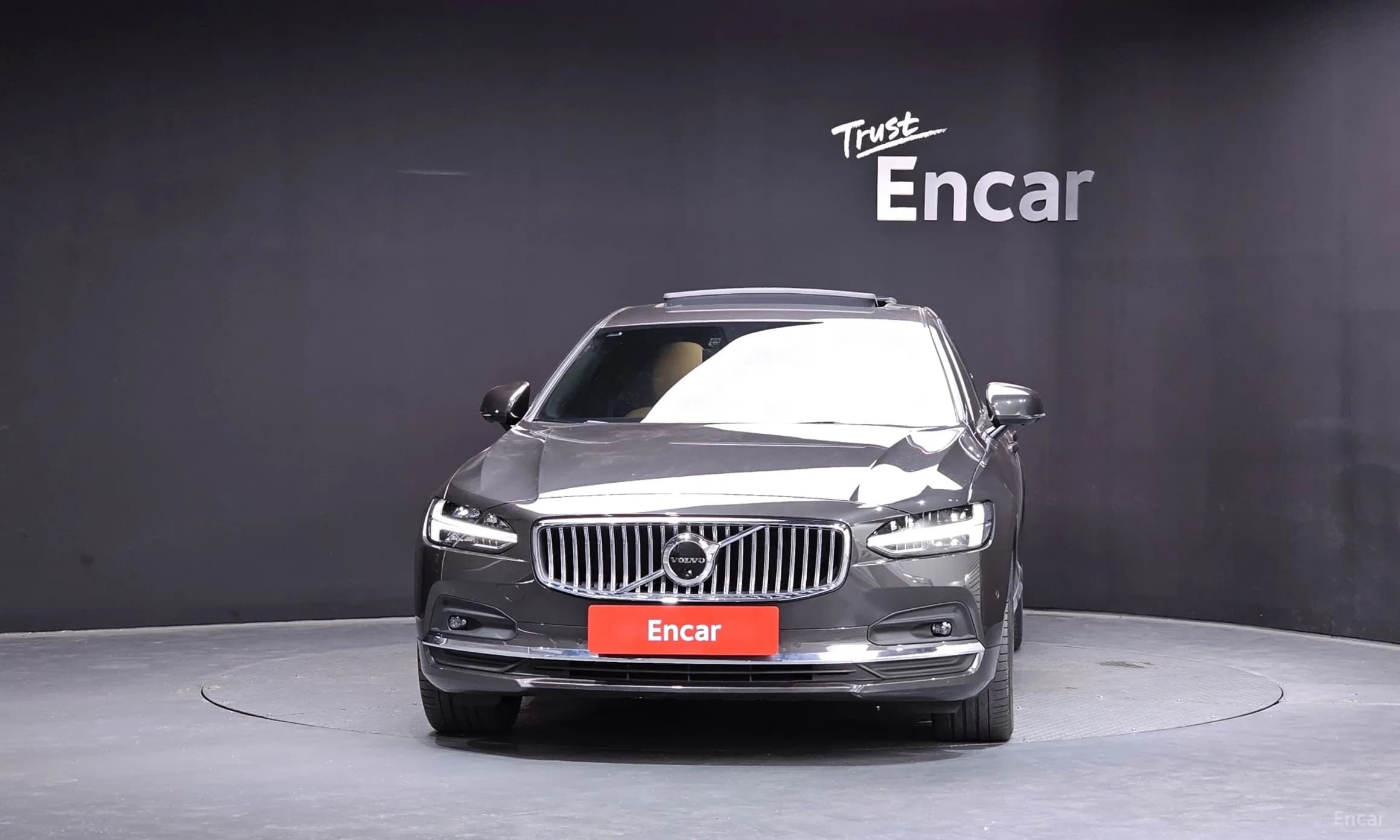 S90