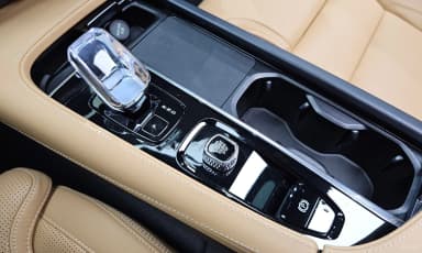 S90
