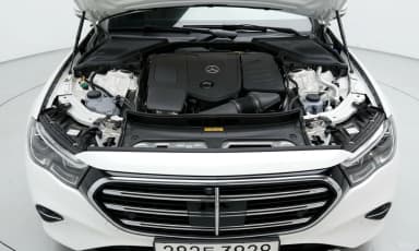 E-Class W214