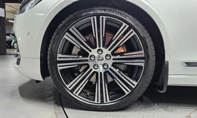 S90