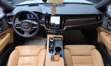 S90