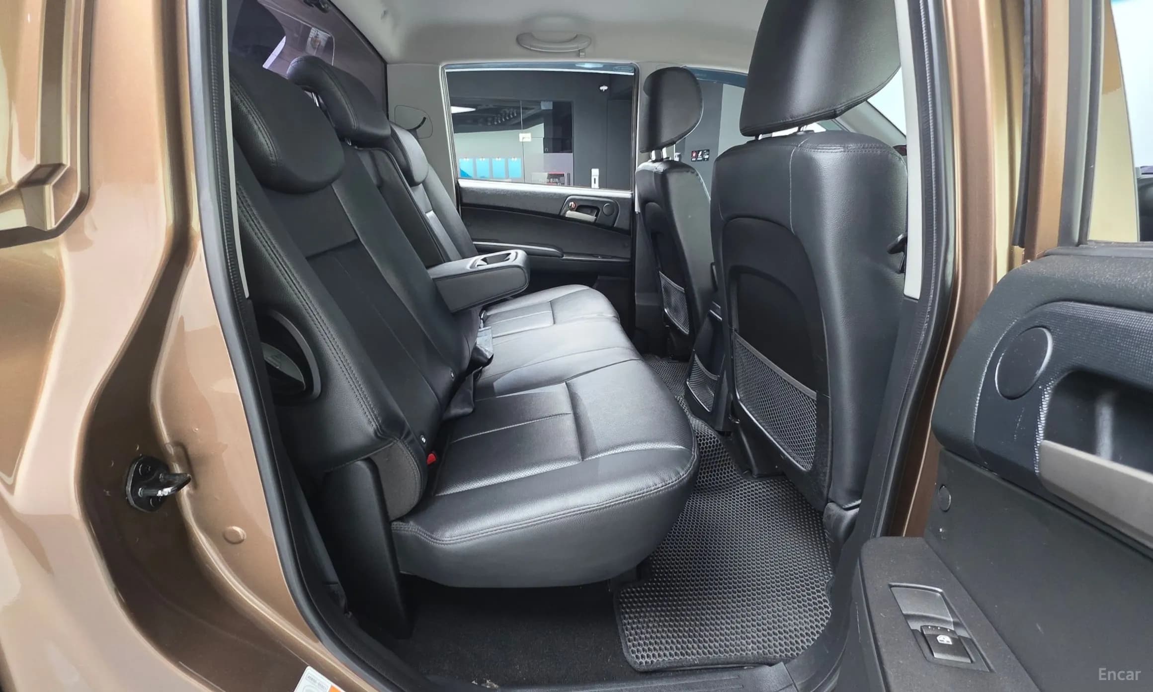 Korando Sports