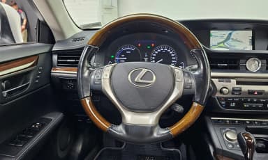 New ES300h