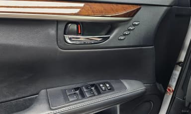 New ES300h