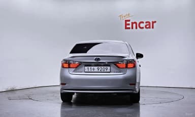 New ES300h