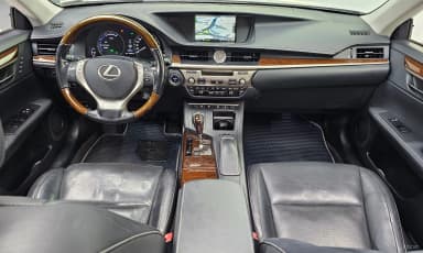 New ES300h
