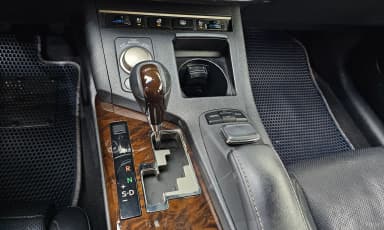 New ES300h