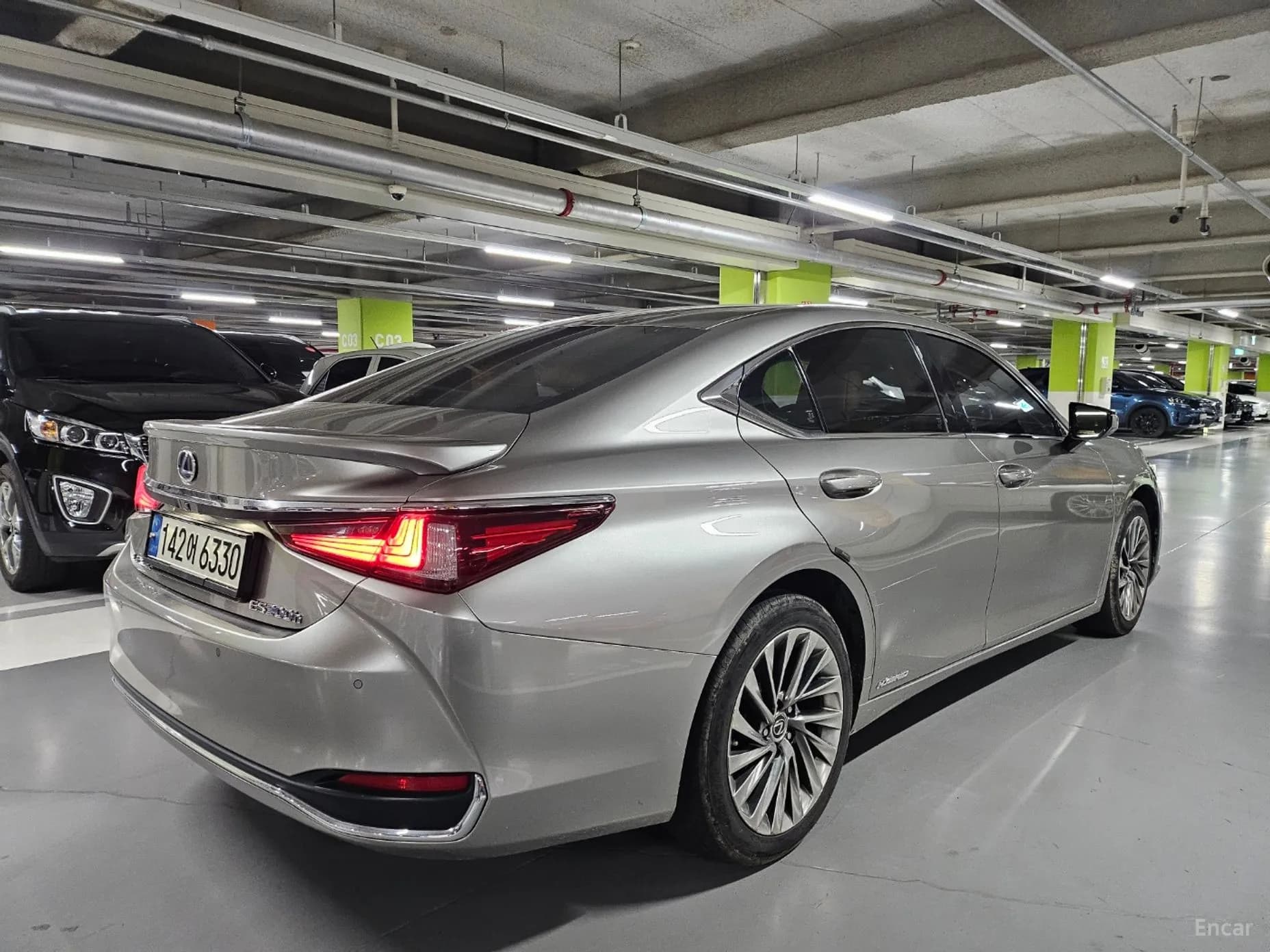 ES300h 7th Generation