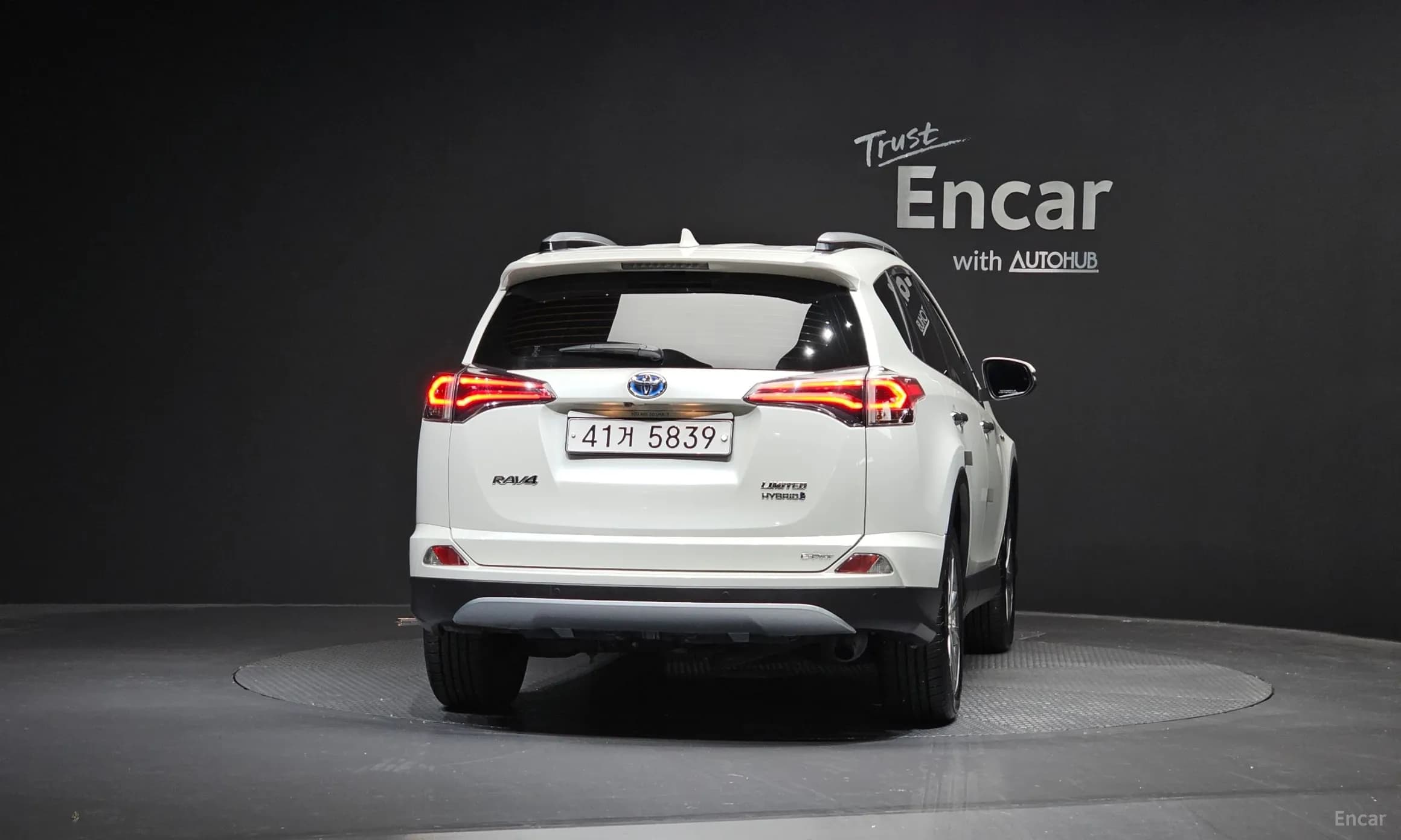 RAV4