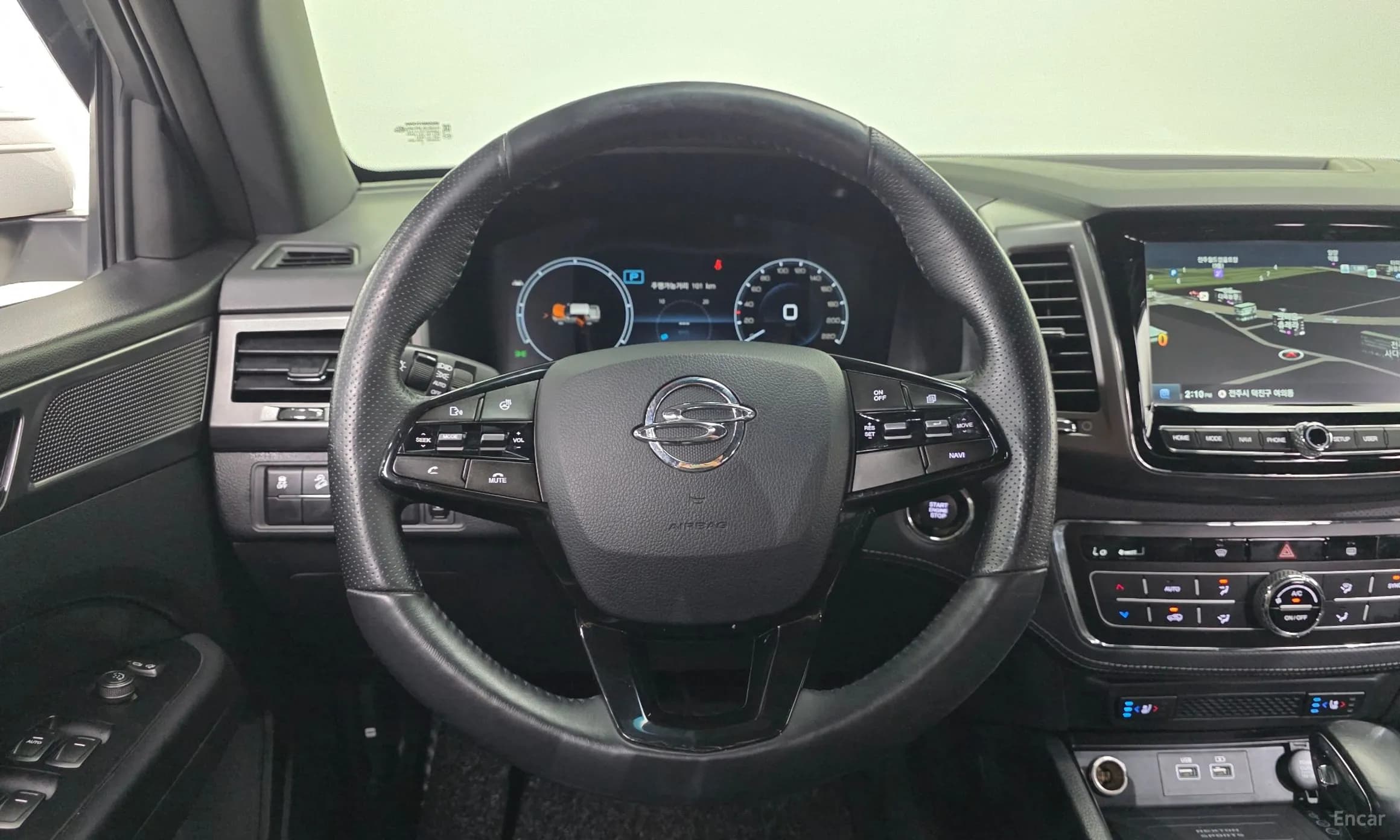 Rexton Sports Khan