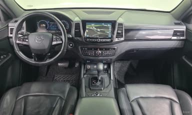 Rexton Sports Khan