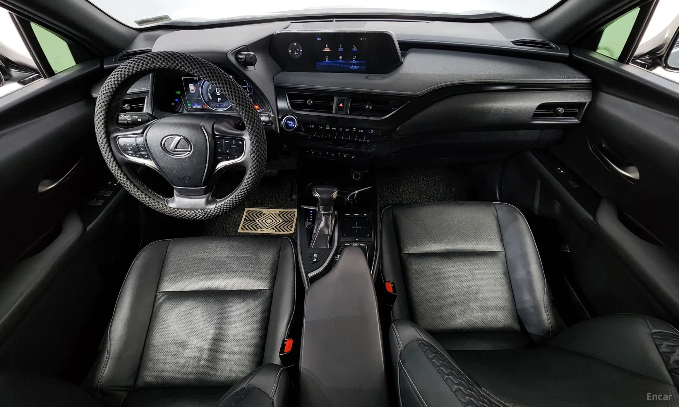 UX250h