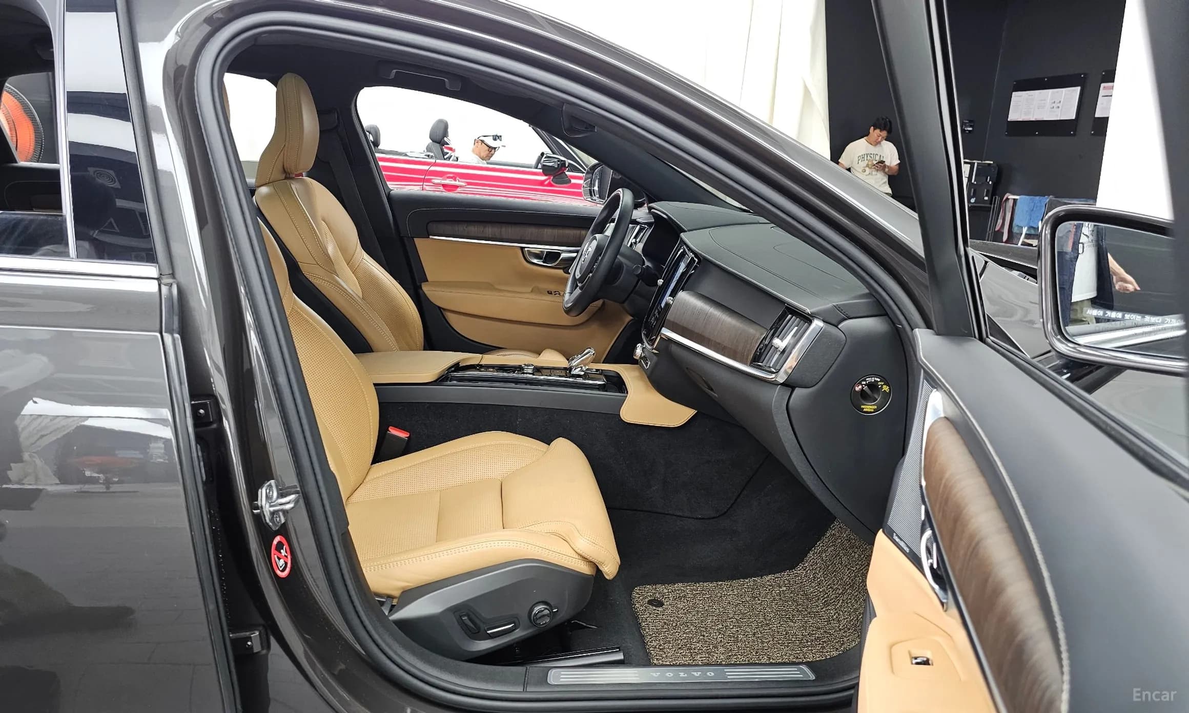 S90