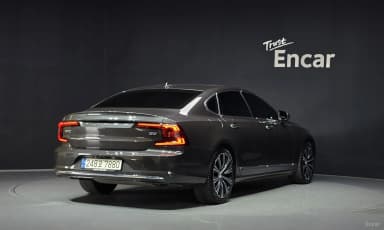 S90
