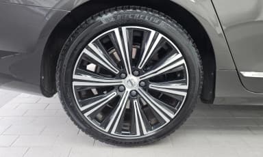 S90