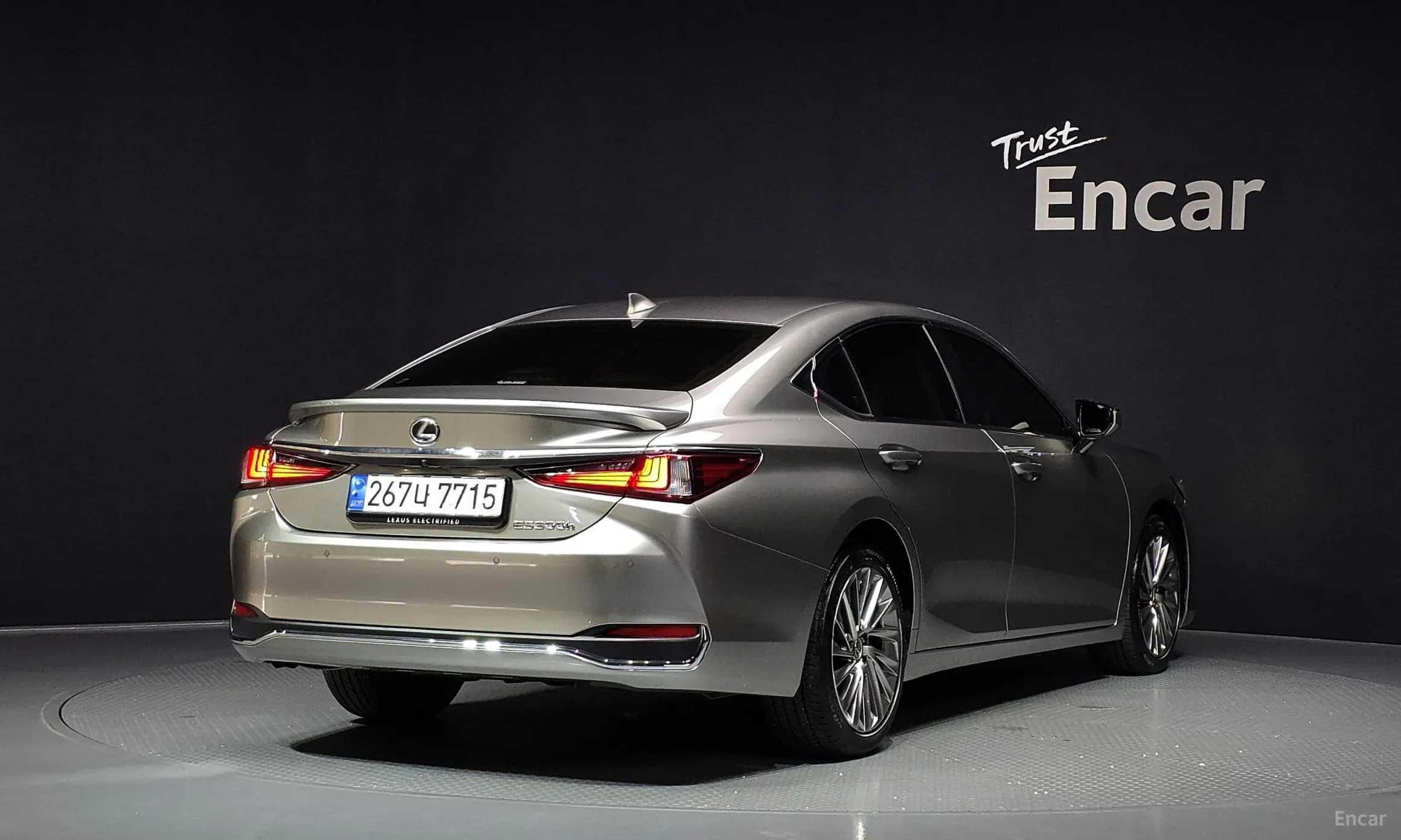 ES300h 7th Generation