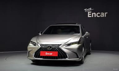 ES300h 7th Generation