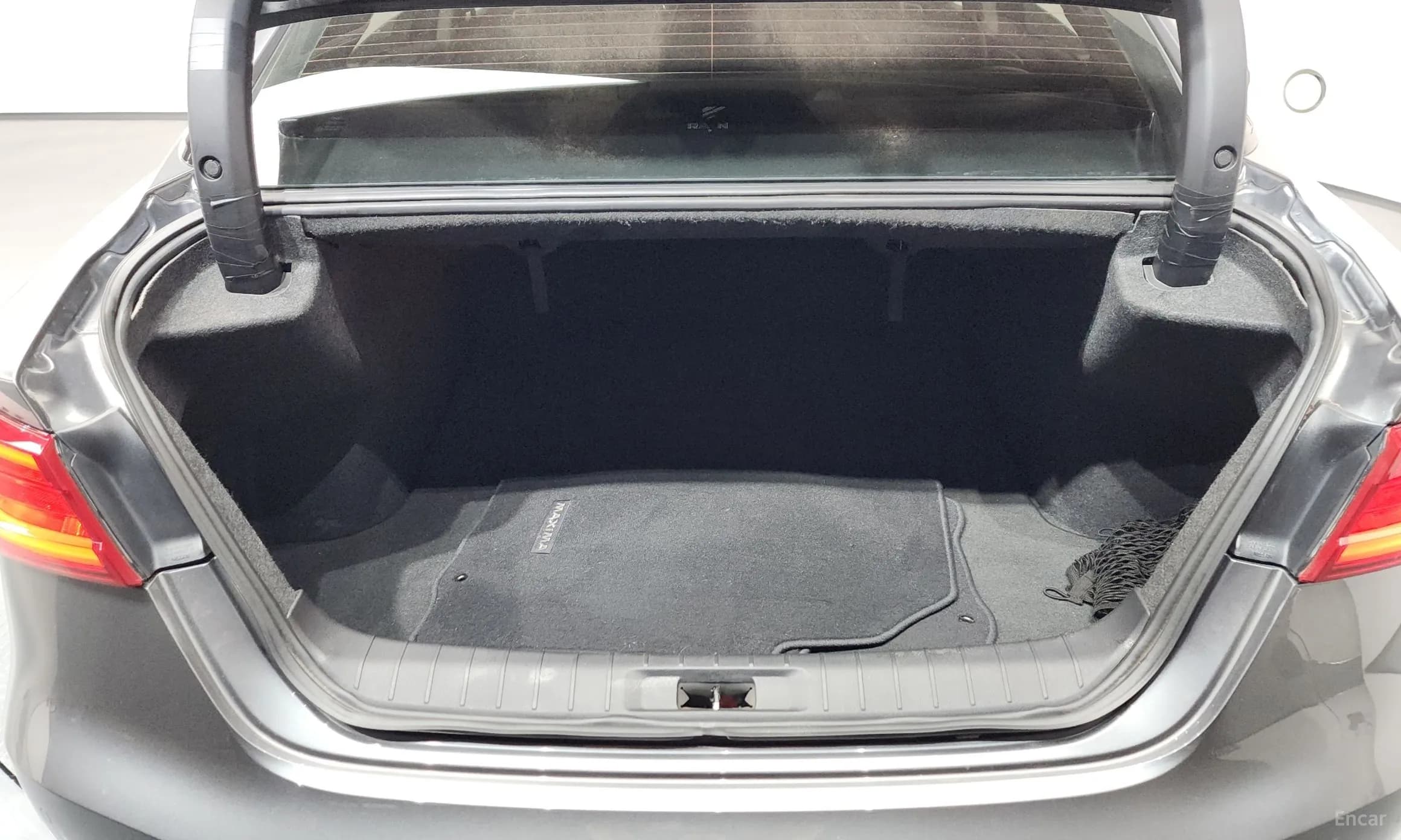 Maxima (A36)