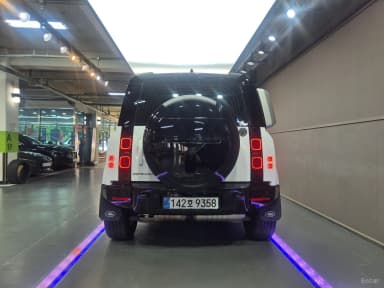 Defender (L663)