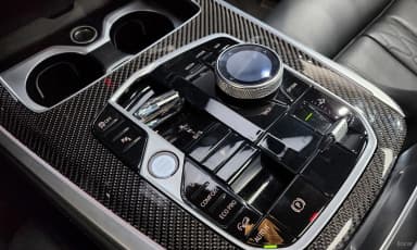 X7 (G07)