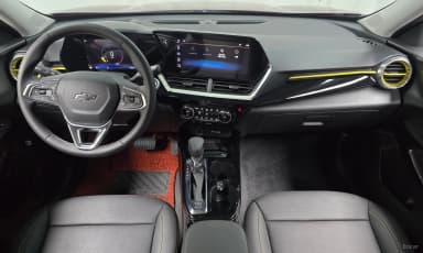 Trax Crossover