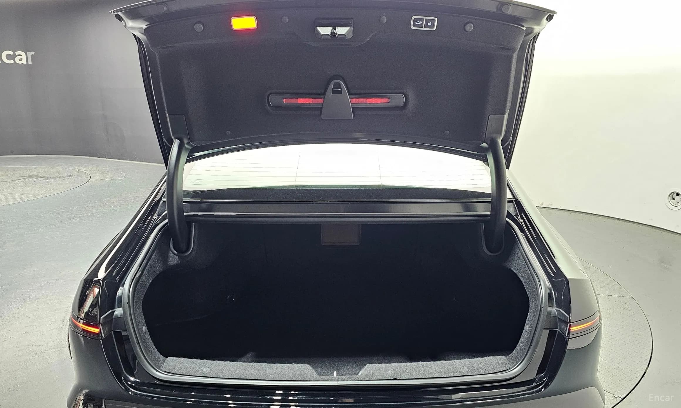 Grandeur Hybrid (GN7)