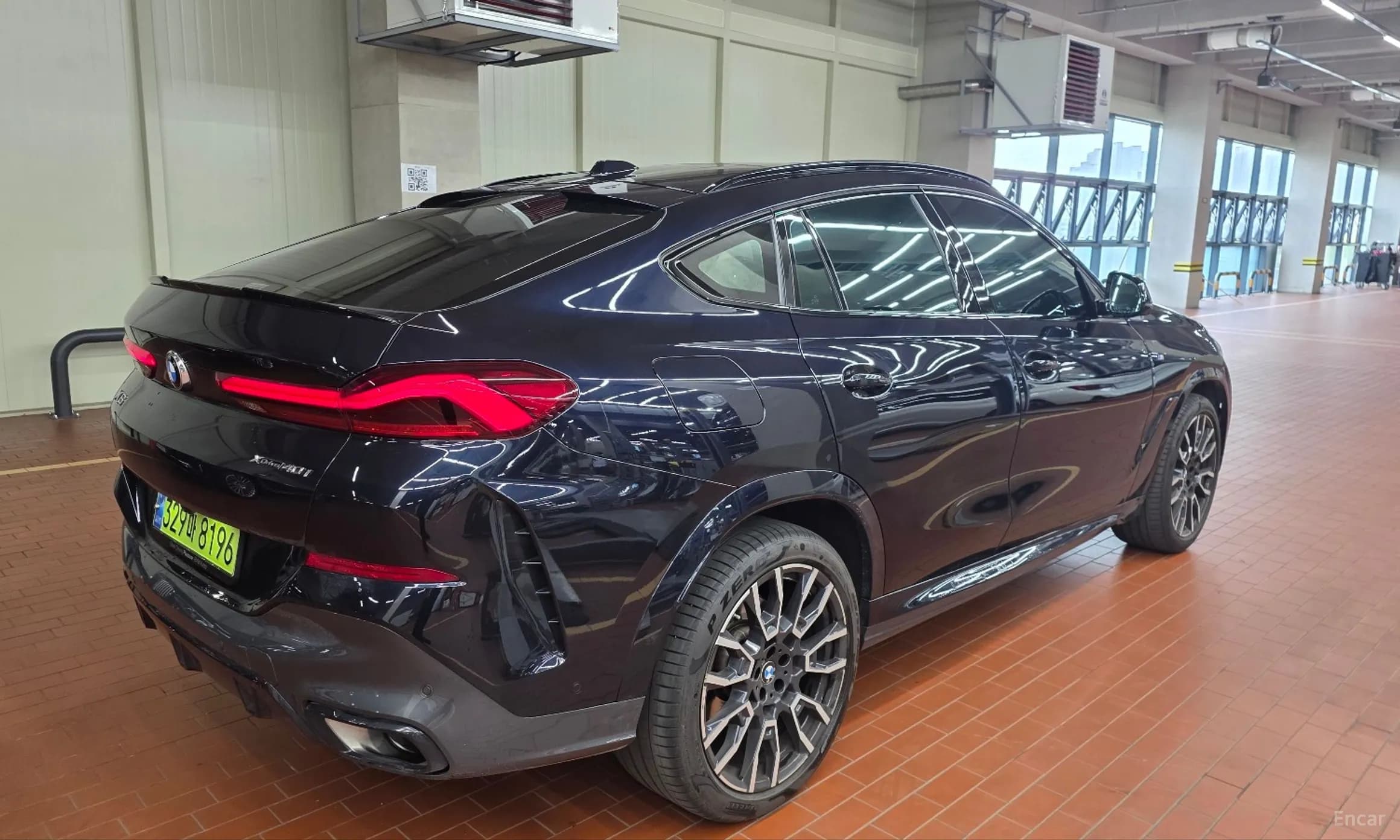 X6 (G06)