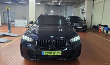 X6 (G06)