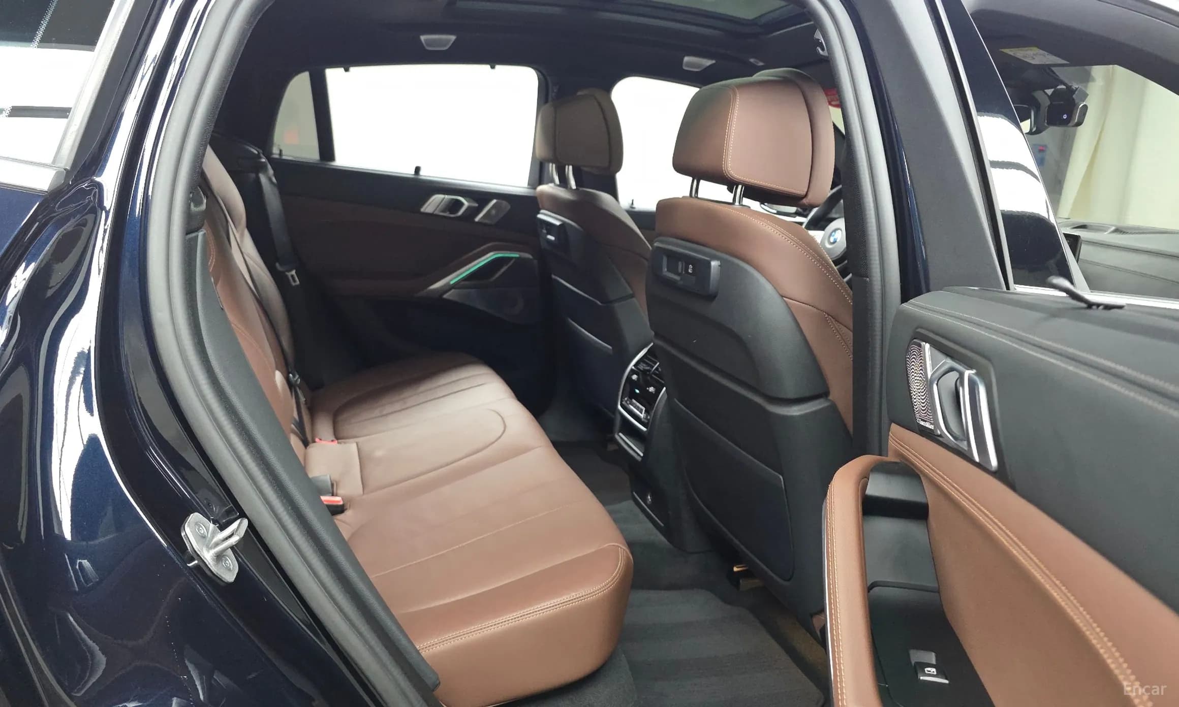 X6 (G06)