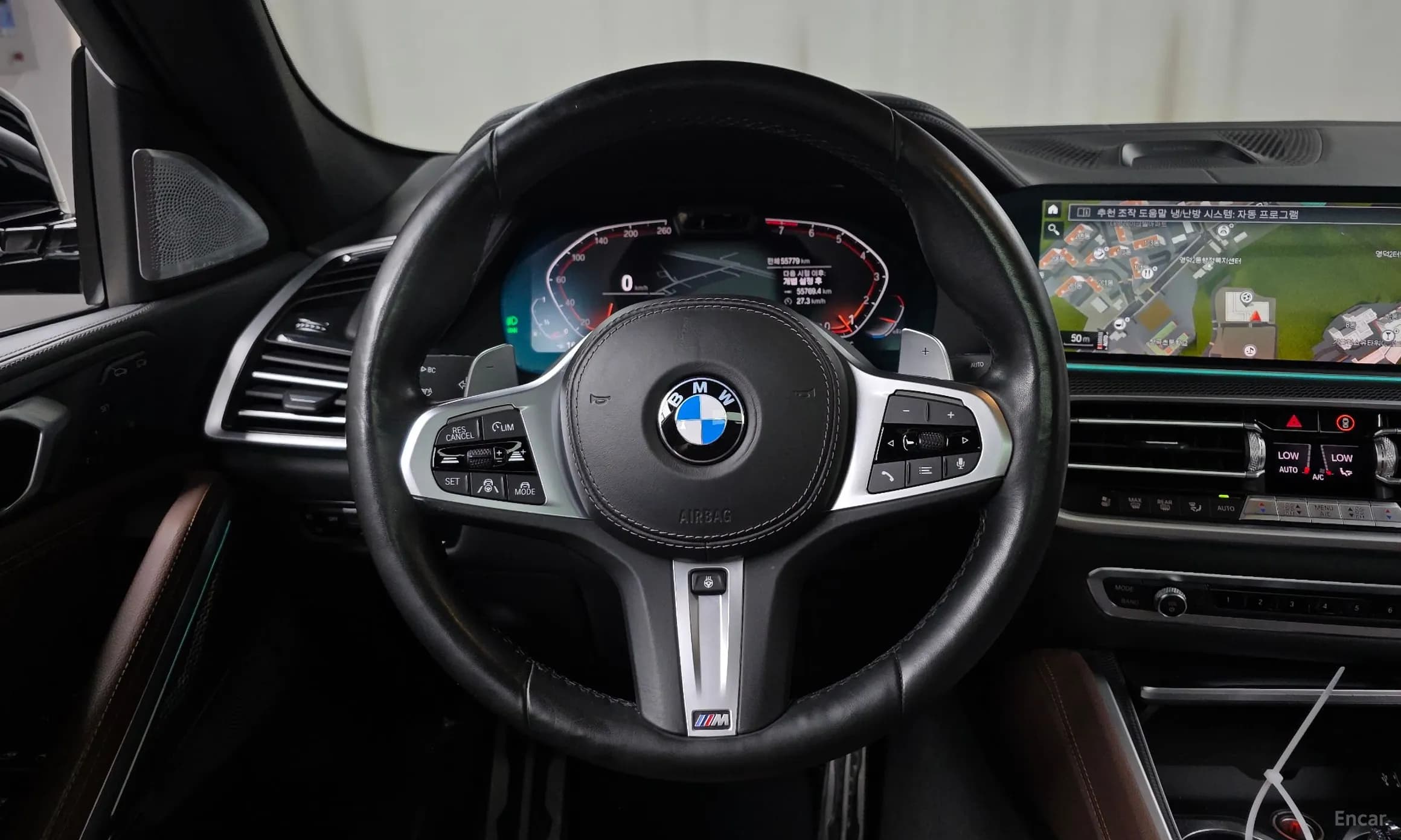 X6 (G06)